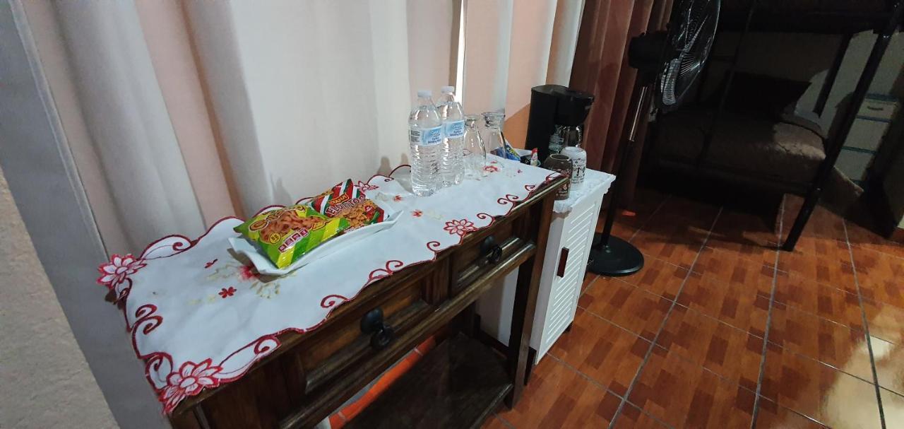 Bed and Breakfast Parrot House Antigua Exterior foto